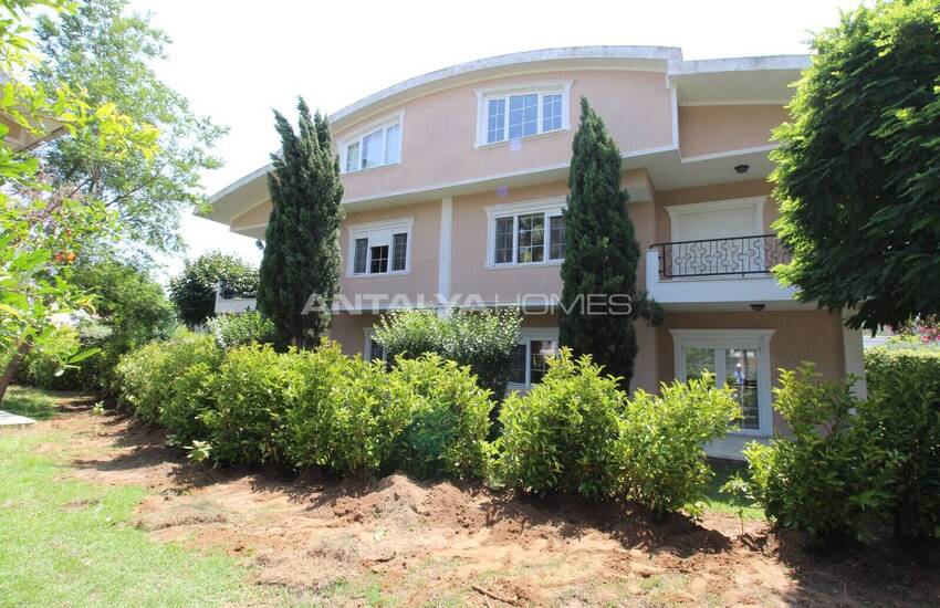 Maison Meublée Dans Un Complexe Avec Piscine À Antalya Belek 1