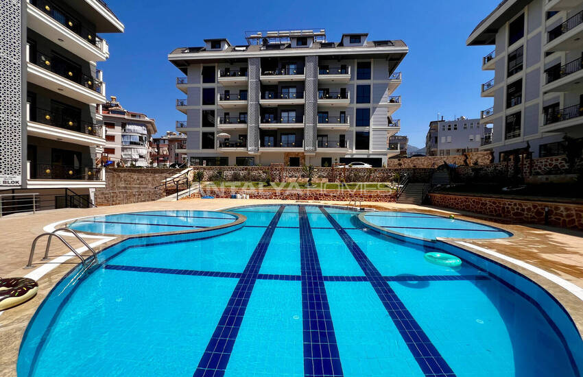 Flat in a Complex with Social Amenities in Alanya 1