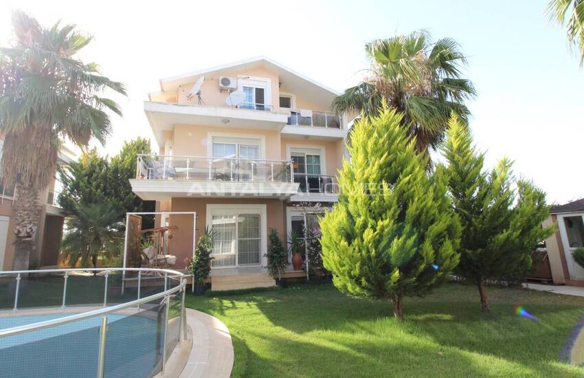 Ready-to-move House in a Complex Near Golf Courses in Antalya Belek 4