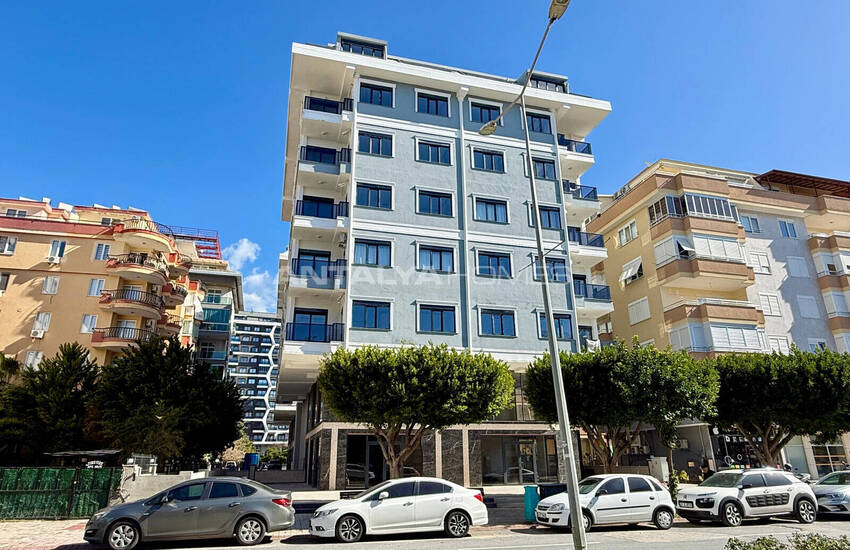 Alanya'da Sosyal Olanaklara Yakın Satılık Daireler 1