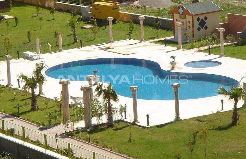 Stylish Property Near the Sea in Alanya Mahmutlar 7