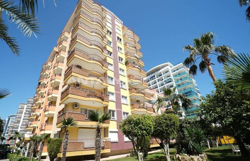 Stylish Property Near the Sea in Alanya Mahmutlar 1
