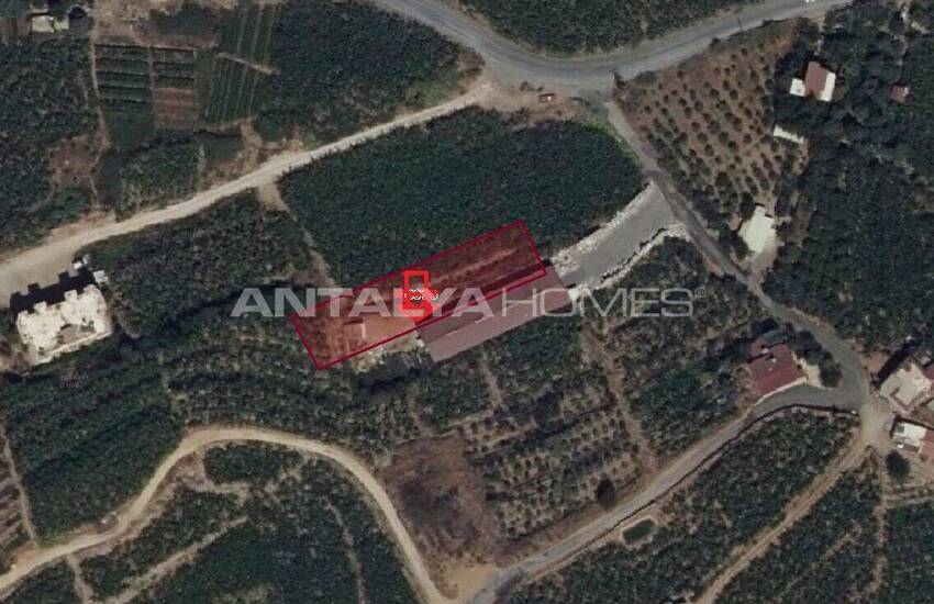 Alanya Kestel'de Plaja Yakın Hazır İnşaat Planı Bulunan Arsa 1