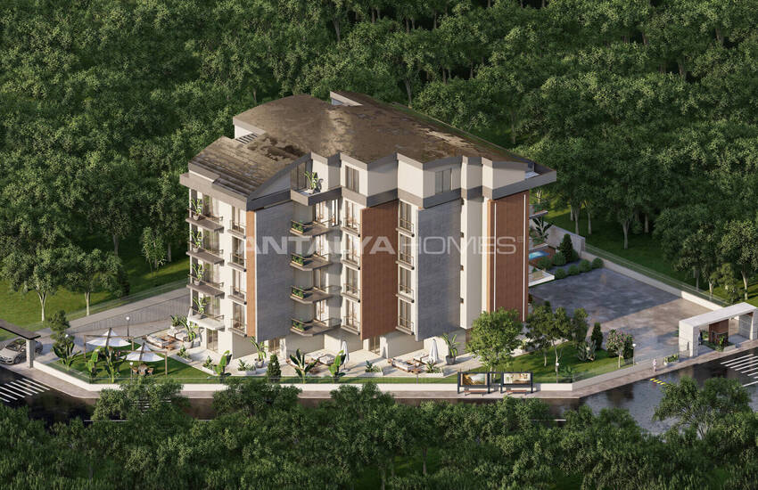 Mountain-view Flats in a Complex with Pool in Konyaalti Antalya