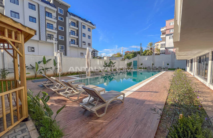 Färdiga Lägenheter I Ett Komplex Nära Bekvämligheter I Alanya Oba 2