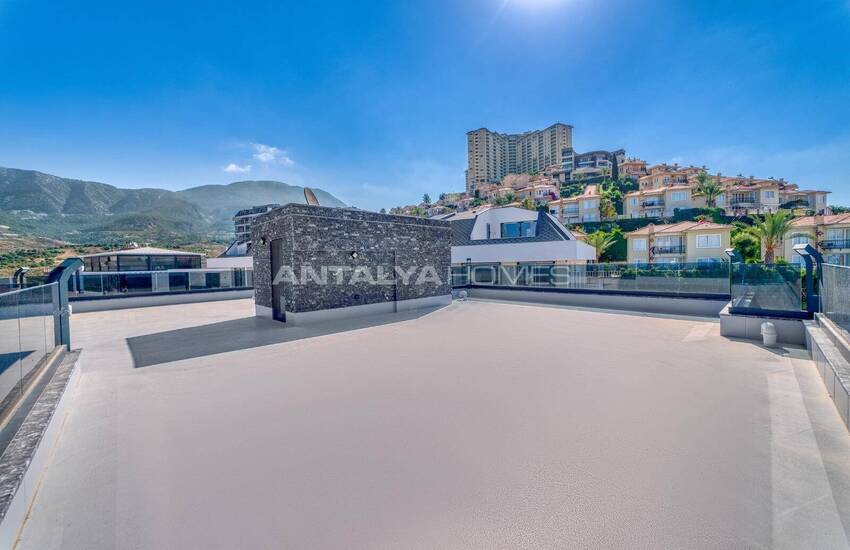 Sea and City-view House with Swimming Pool in Alanya 6