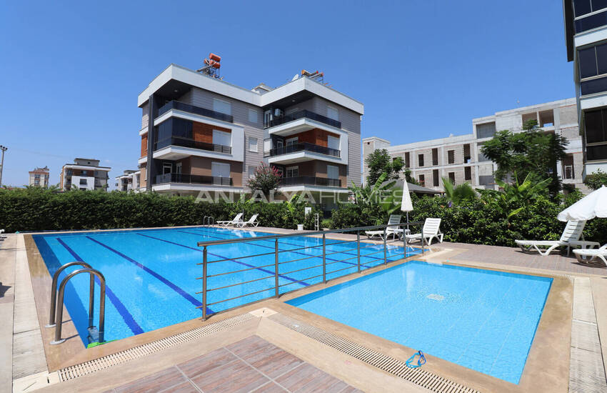 2-zimmer-wohnung In Einem Komplex Mit Pool In Antalya Kepez