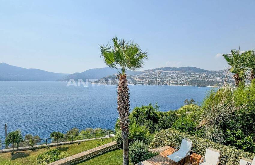 Freistehendes Haus Mit Meerblick Und Privatstrand In Kalkan Antalya 6