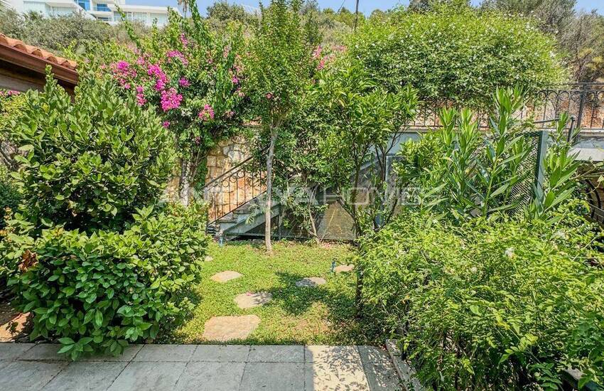Freistehendes Haus Mit Meerblick Und Privatstrand In Kalkan Antalya 12