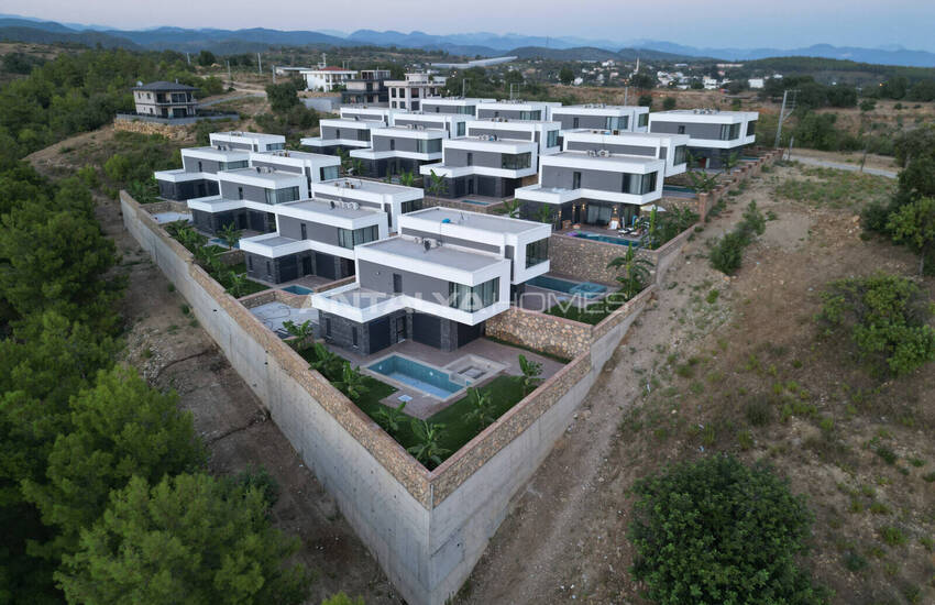 Maisons Prêtes À Aménager Avec Piscine Et Jardin À Alanya Incekum 8