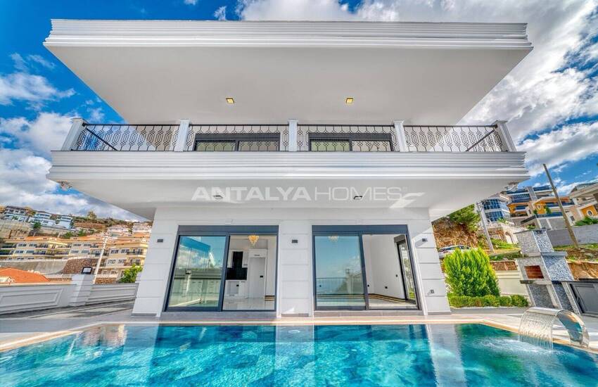 Alanya Kargıcak'ta Deniz Manzaralı Şık Tasarımlı Müstakil Villa 4