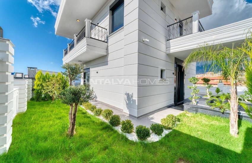Alanya Kargıcak'ta Deniz Manzaralı Şık Tasarımlı Müstakil Villa 9
