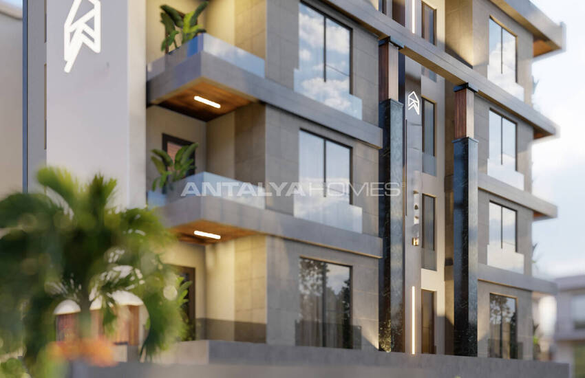 Antalya Konyaaltı'nda Plaja Yakın Havuzlu Otoparklı Sitede Daireler 9