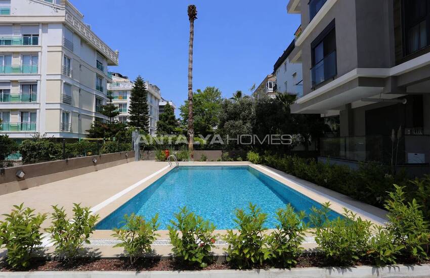 Flats in a Complex with Pool and Parking in Antalya Konyaalti 3