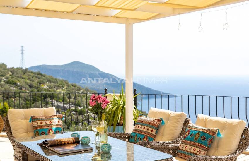 4-bedroom Sea-view House with Pool in Antalya Kalkan 14