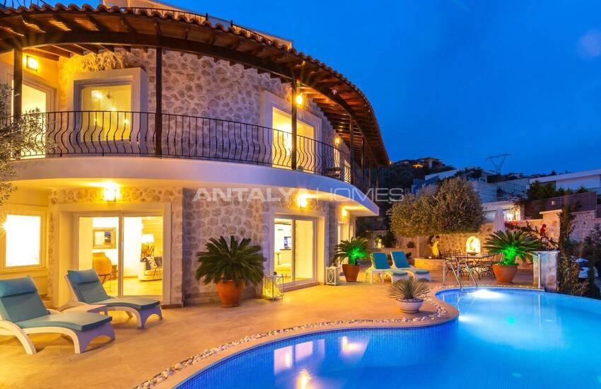 4-bedroom Sea-view House with Pool in Antalya Kalkan 1