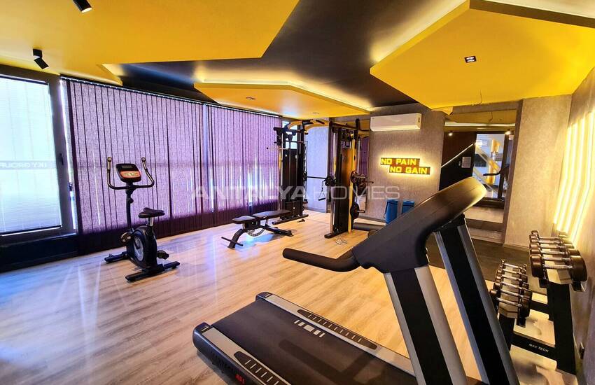 Alanya'da Zengin Olanaklı Sitede Şehir ve Dağ Manzaralı Daireler 13