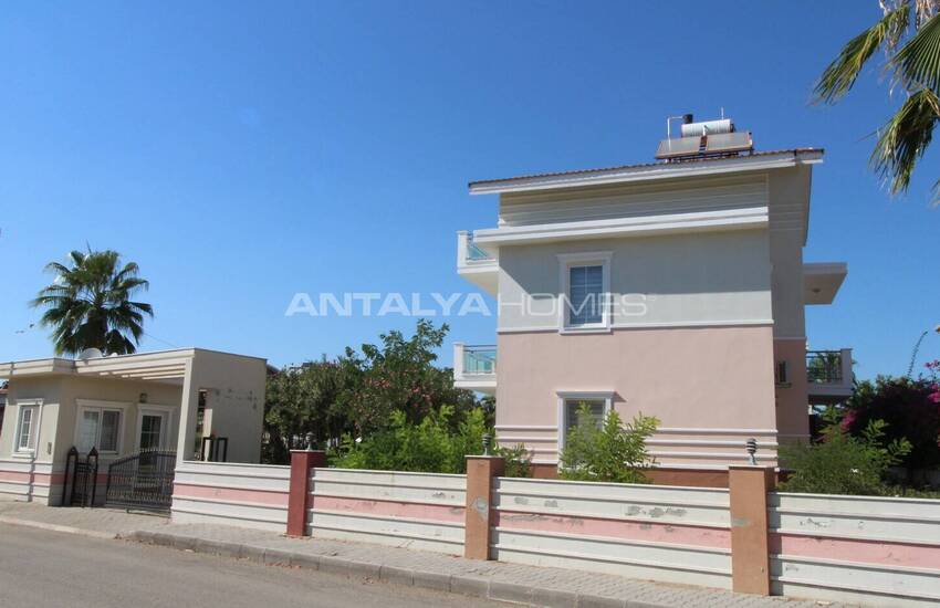Antalya Belek'te Golf Sahasına Yakın Sitede Satılık Müstakil Villa 4