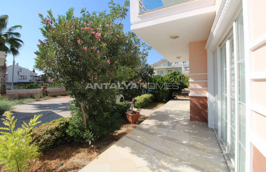 Antalya Belek'te Golf Sahasına Yakın Sitede Satılık Müstakil Villa 15