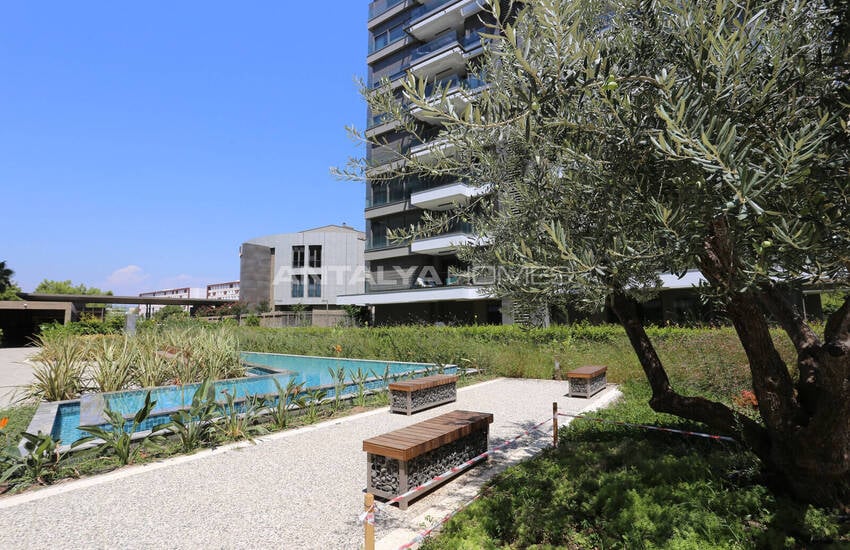 Antalya Konyaaltı'nda Seçkin Sitede Eşyalı 2+1 Daire  18