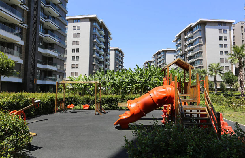 Antalya Konyaaltı'nda Seçkin Sitede Eşyalı 2+1 Daire  10