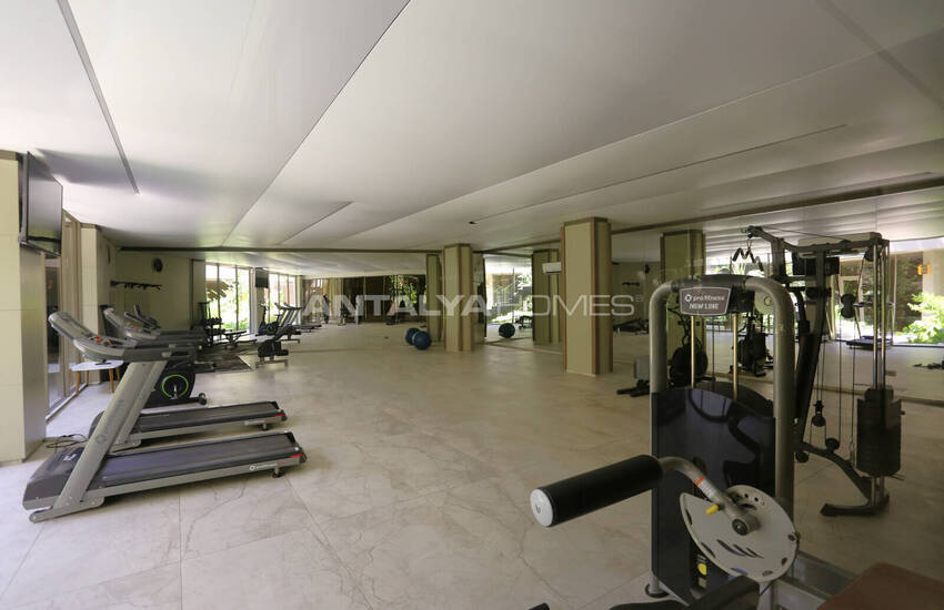 Antalya Konyaaltı'nda Seçkin Sitede Eşyalı 2+1 Daire  23