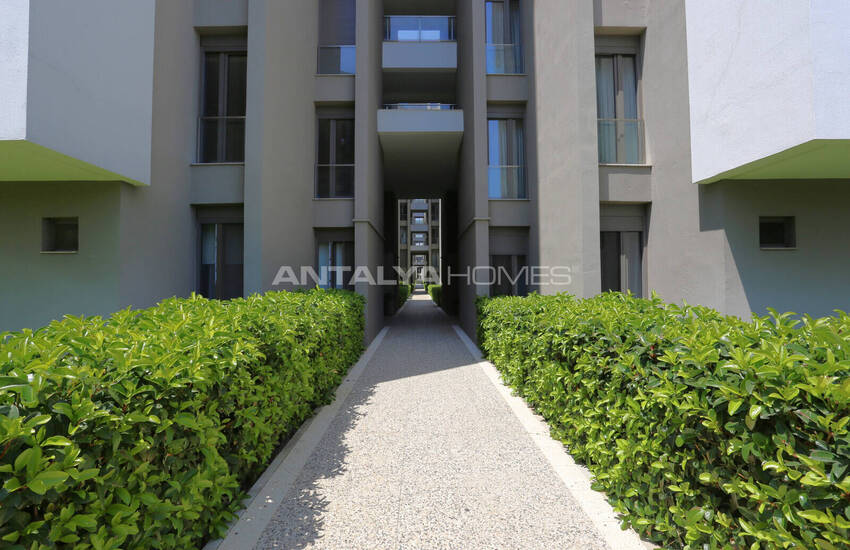 Antalya Konyaaltı'nda Seçkin Sitede Eşyalı 2+1 Daire  7