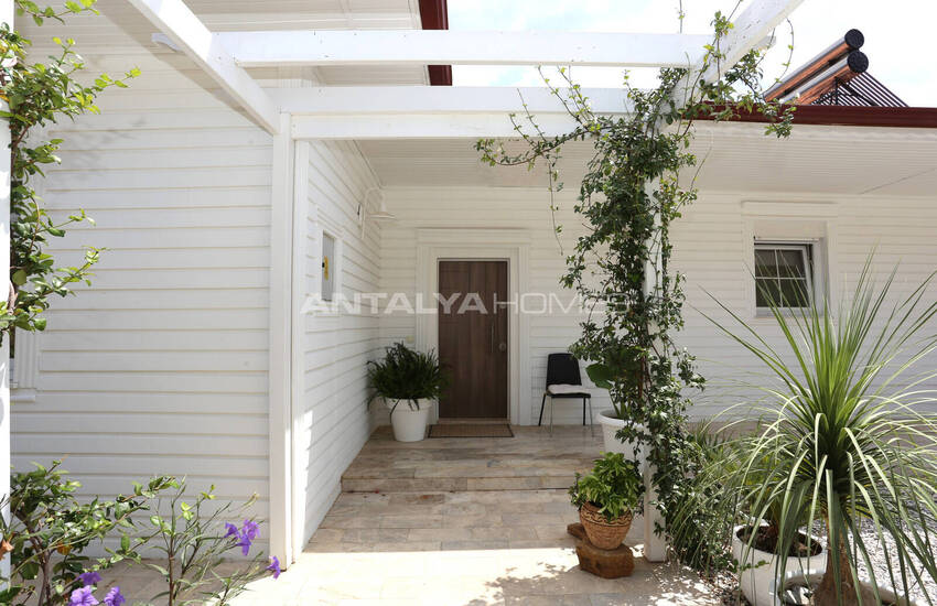 Antalya Adrasan'da Tatil Bölgesinde Eşyalı Müstakil Villa 4