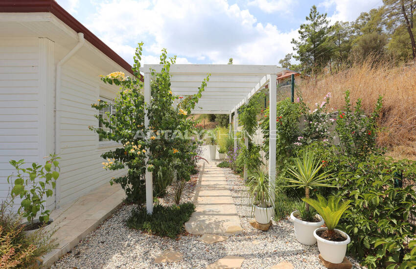 Antalya Adrasan'da Tatil Bölgesinde Eşyalı Müstakil Villa 5