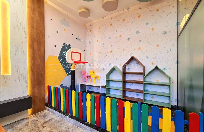 Стильные готовые квартиры в комплексе с бассейном в Алании 31