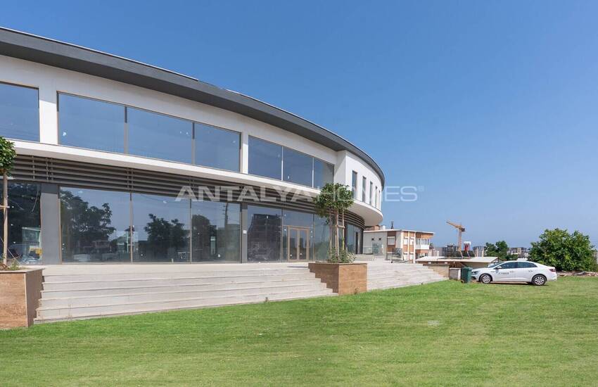 Antalya Altıntaş'ta Havalimanına Yakın Projede Geniş Dükkan  3