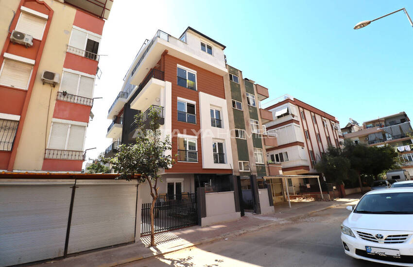 Stylish Apartments Near the Tram Station in Antalya Kepez 2