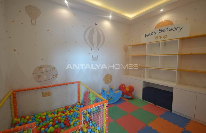 آپارتمان با دید دریا با استخر و پارکینگ در آلانیا 11