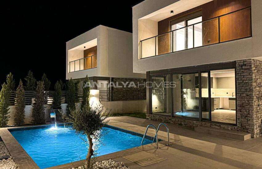 Antalya Kemer'de 3 Yatak Odalı Dağ Manzaralı Ev 2
