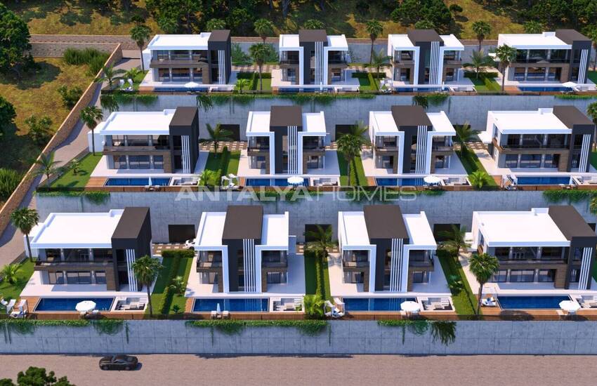 Alanya'da Özel Havuzlu ve Bahçeli Müstakil Evler 1