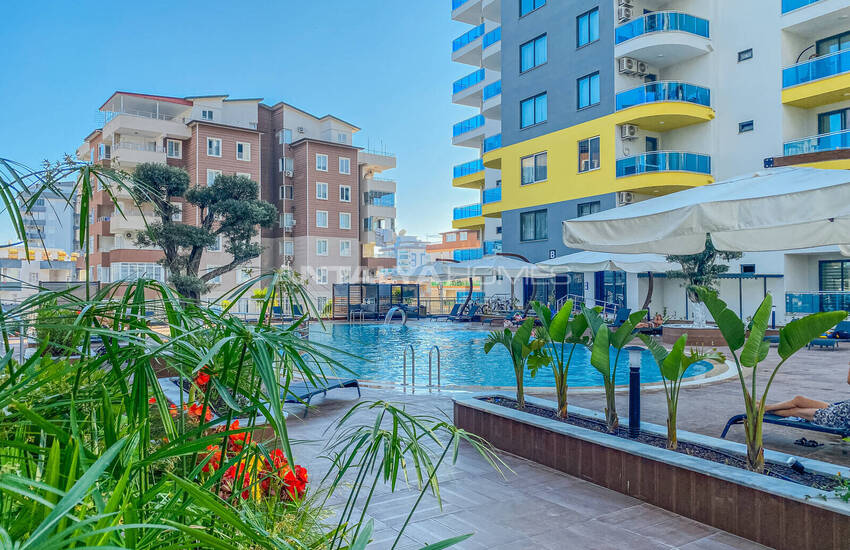 Antalya Alanya'da Deniz Manzaralı Site İçinde Daireler 5