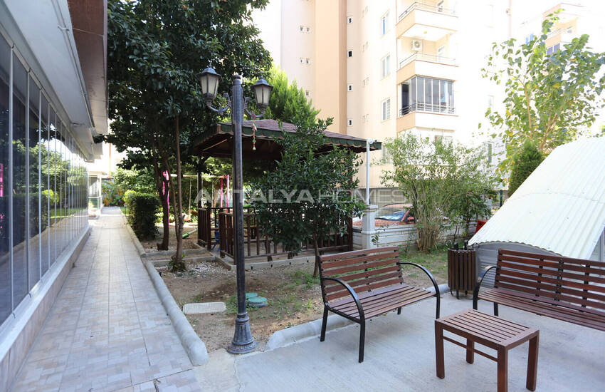 Real Estate with Mountain-view in a Complex in Konyaalti 9