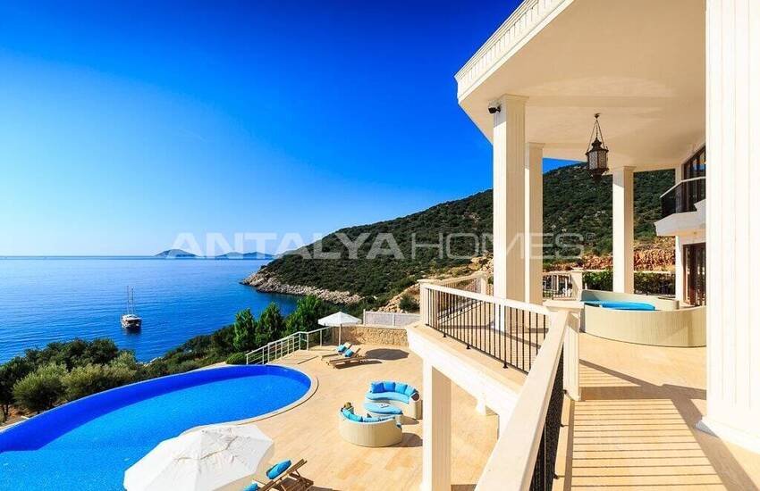 Vrijstaand Huis Aan Het Strand Met Privézwembad In Kaş Kalkan 1