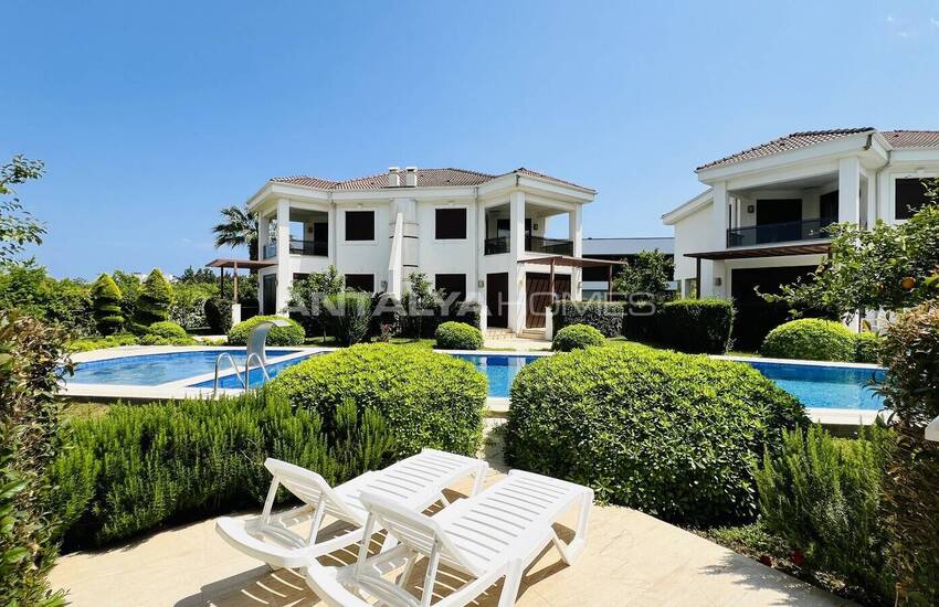 Hus Med Bergsutsikt Nära Havet I Ett Komplex I Çamyuva 3