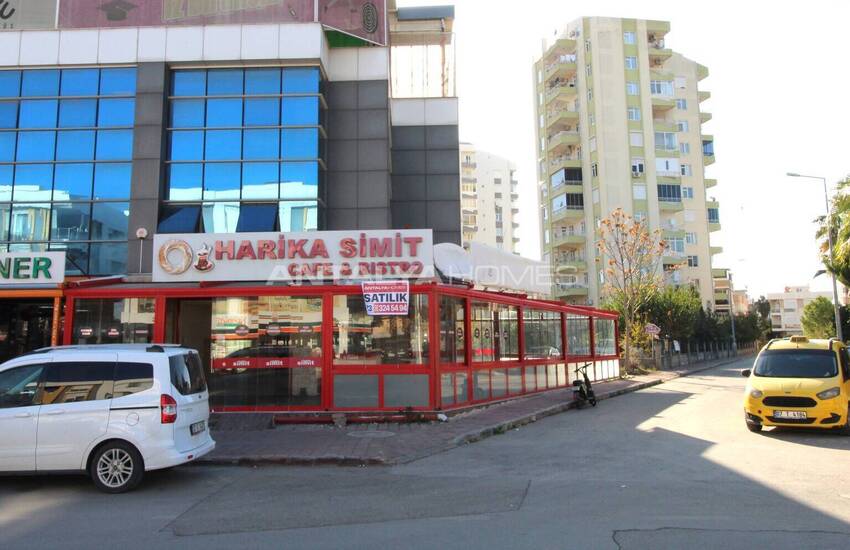 3-storey Shop with High-visibility in Antalya Güzeloba 4