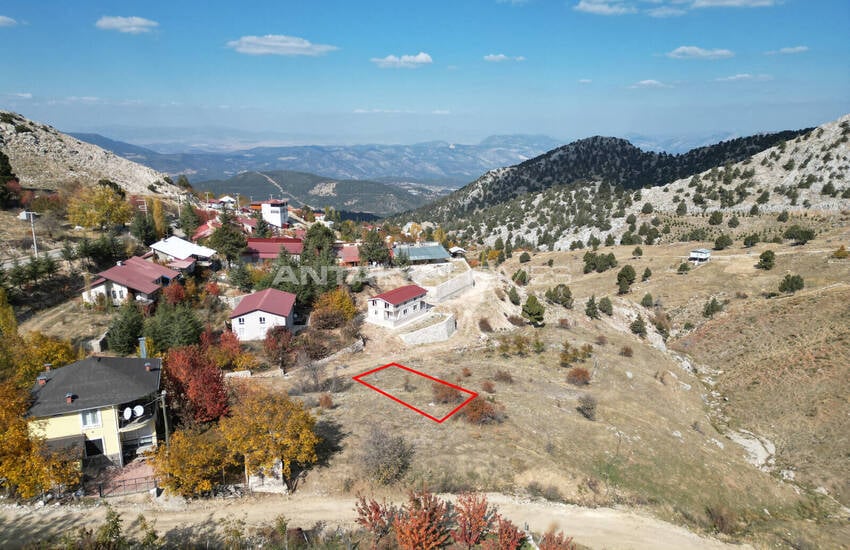 Terrain Zoné De 319 Mètres Carrés À Antalya Konyaaltı