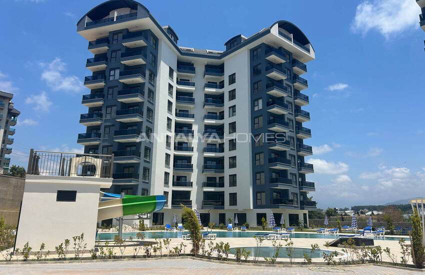 Stylish Flats in an Extensive Project in Alanya Avsallar 2