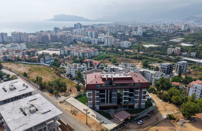 Lägenheter Med Havsutsikt Och Stadsutsikt Och Pool I Alanya 7