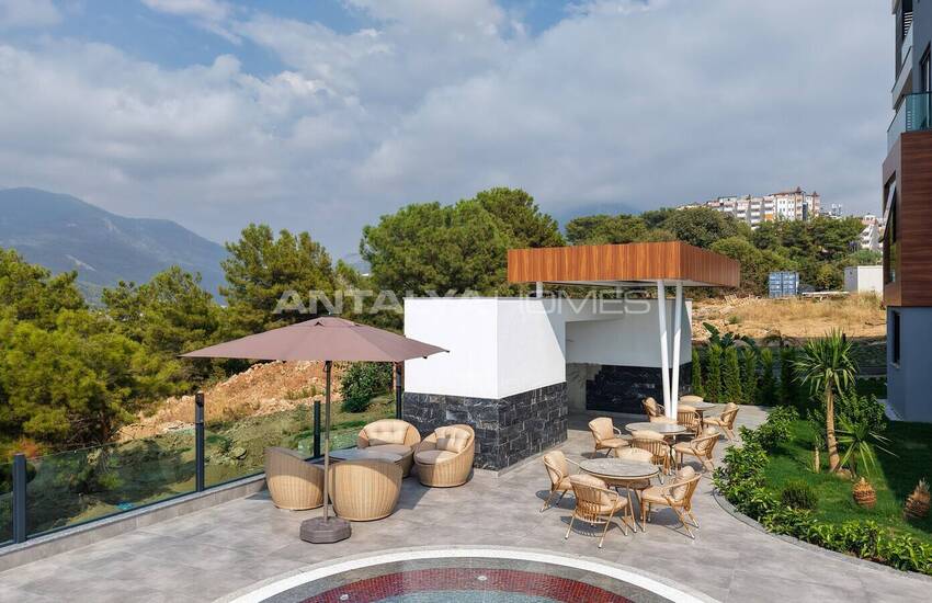 Lägenheter Med Havsutsikt Och Stadsutsikt Och Pool I Alanya 10