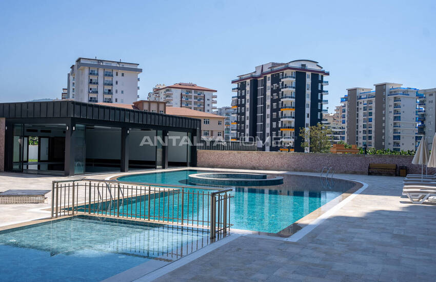 Квартиры под ключ в комплексе возле пляжа в Алании 1