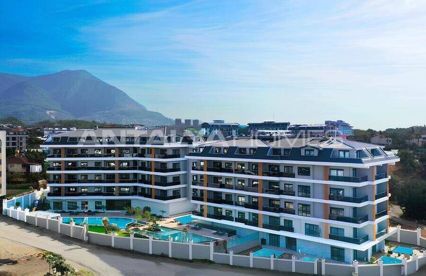 خانه مجزا با دید دریا با استخر خصوصی در آلانیا 5