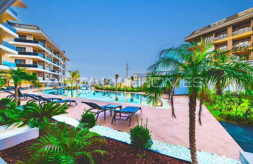 خانه مجزا با دید دریا با استخر خصوصی در آلانیا 4