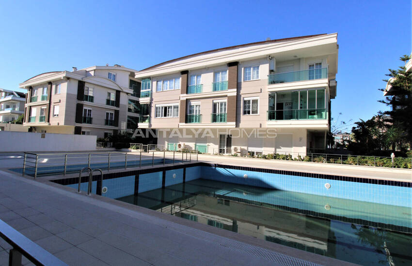 Key Ready Apartment in a Complex with a Pool in Antalya Lara 5