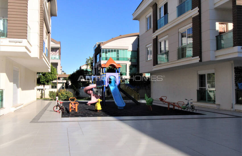 Key Ready Apartment in a Complex with a Pool in Antalya Lara 10
