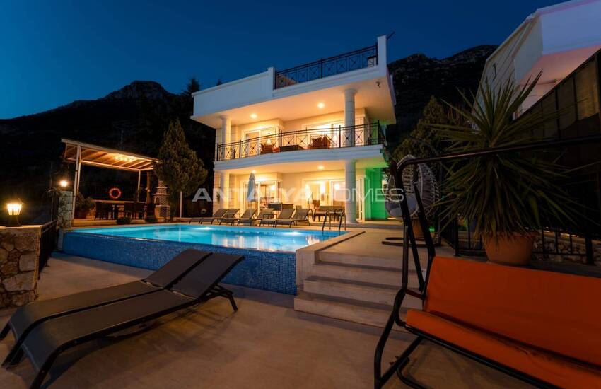 منزل فاخر بإطلالة بانورامية على البحر وحمام سباحة في كاس كالكان 3